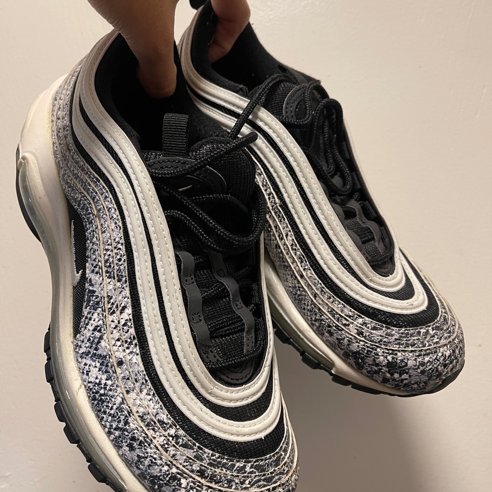 Nike air max snakeskin